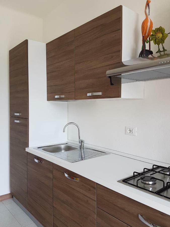 Flora Apartman Moltrasio Kültér fotó